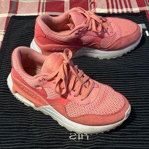 Nike Women's Air Max Coral PinkSneakers